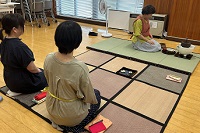 お茶を楽しむ２