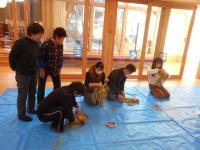 しめ縄づくり様子5