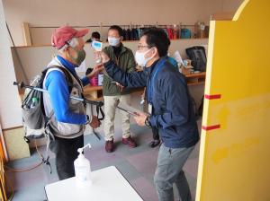 検温の様子・感染症対策はしっかりと実施しました